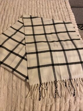 Cashmere Cream and Black Windowpane Fringe Scarf